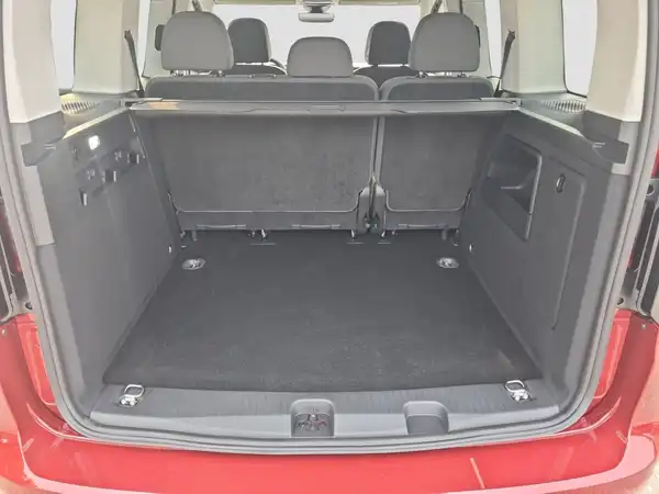 VW CADDY (13/16)