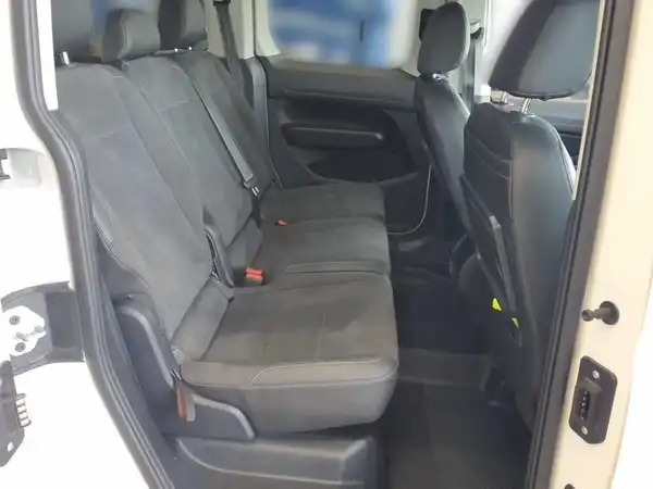 VW CADDY (8/9)