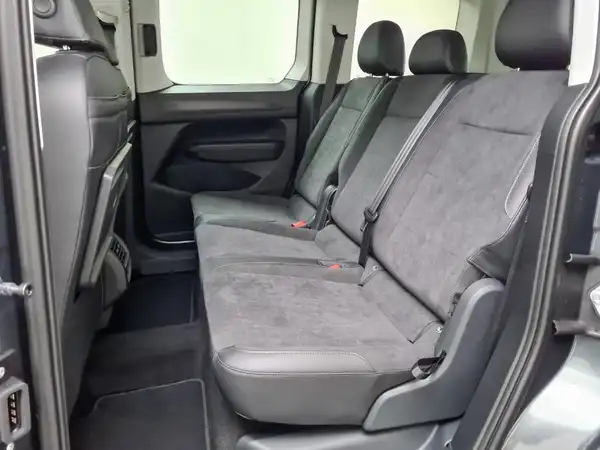VW CADDY (9/15)