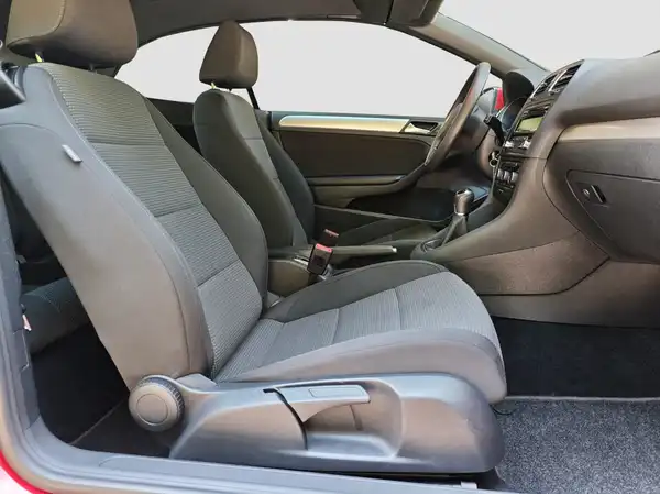 VW GOLF (14/16)