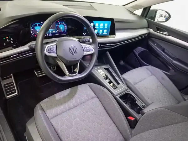 VW GOLF (9/21)