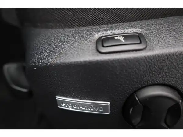VW GOLF (24/26)