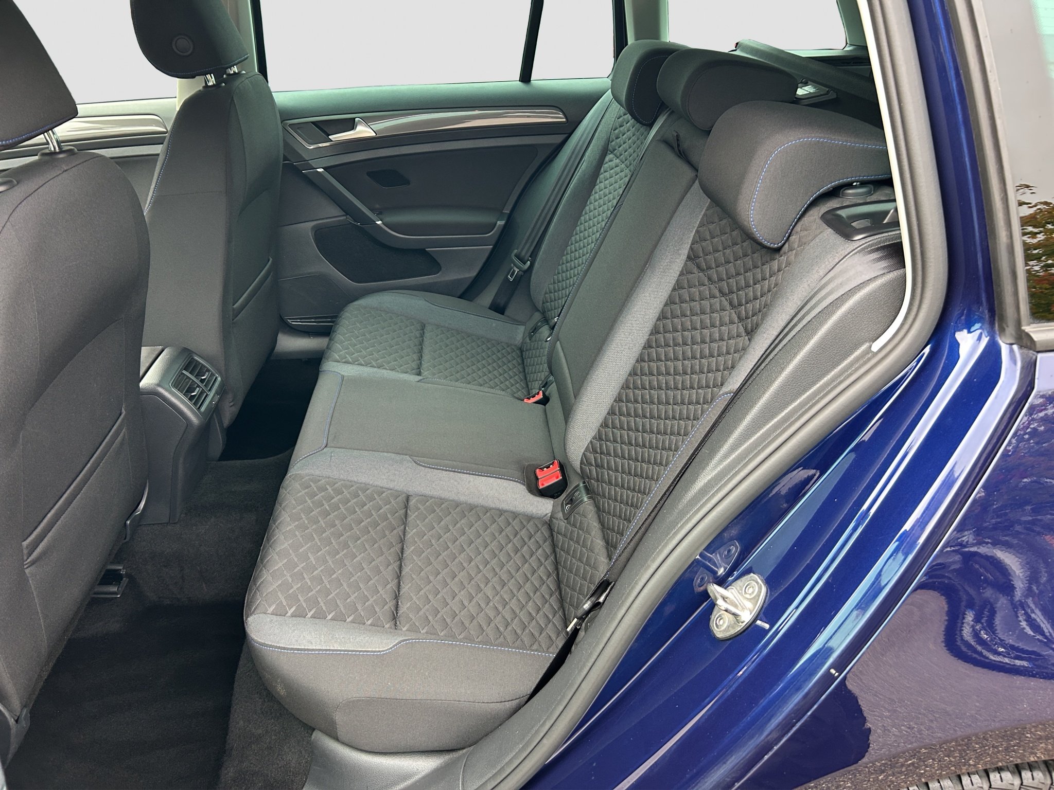 VW GOLF VARIANT (9/16)