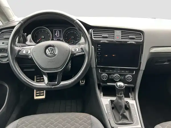 VW GOLF VARIANT (10/16)