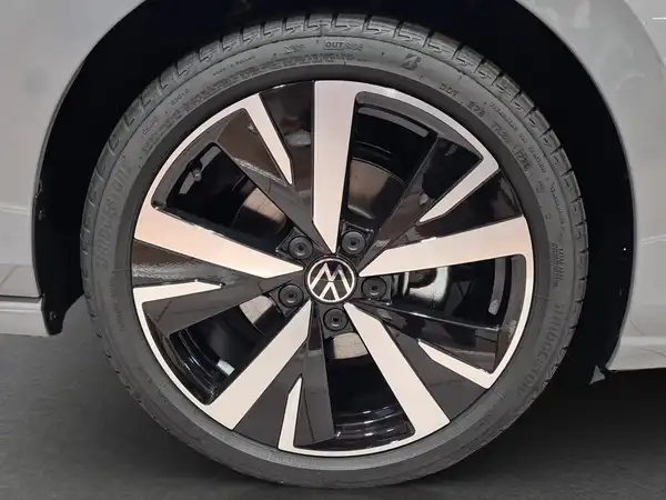 VW GOLF VARIANT (16/16)