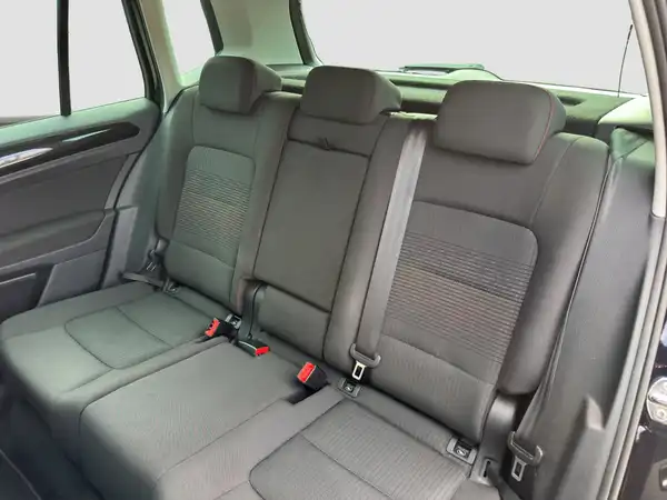 VW GOLF SPORTSVAN (9/16)