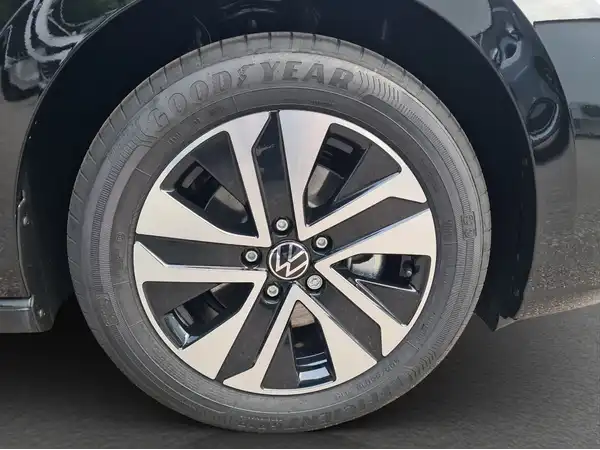 VW GOLF (15/15)