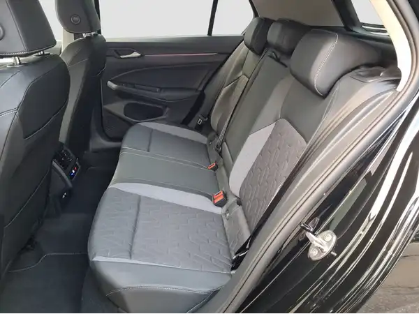 VW GOLF (8/15)
