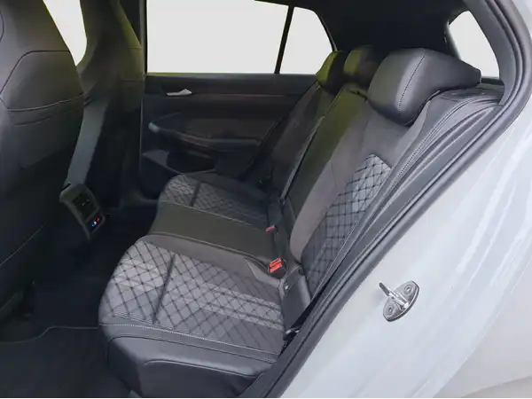 VW GOLF R (9/16)