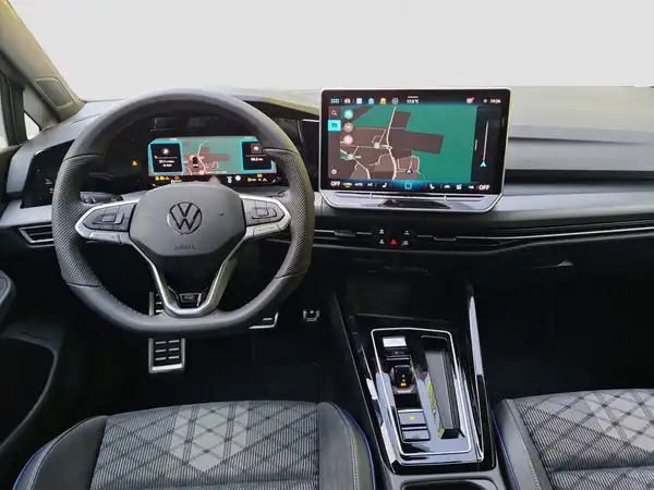 VW GOLF R (10/16)
