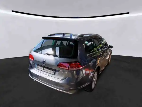 VW GOLF VARIANT (4/8)