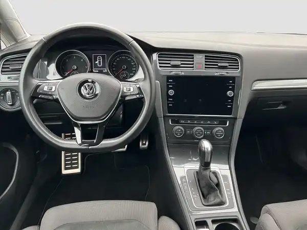 VW GOLF VARIANT (10/16)