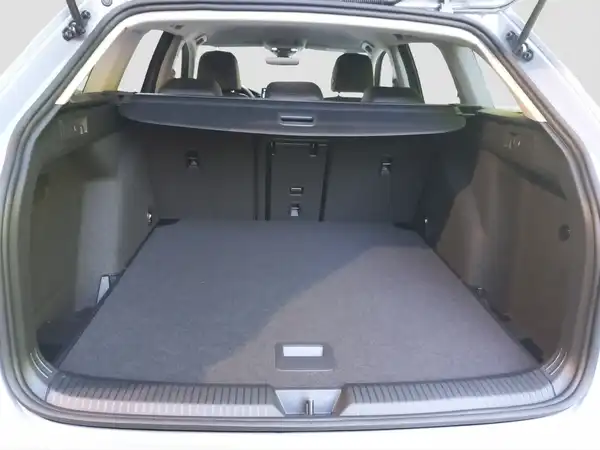 VW GOLF VARIANT (13/16)