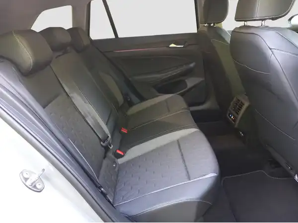 VW GOLF VARIANT (15/16)