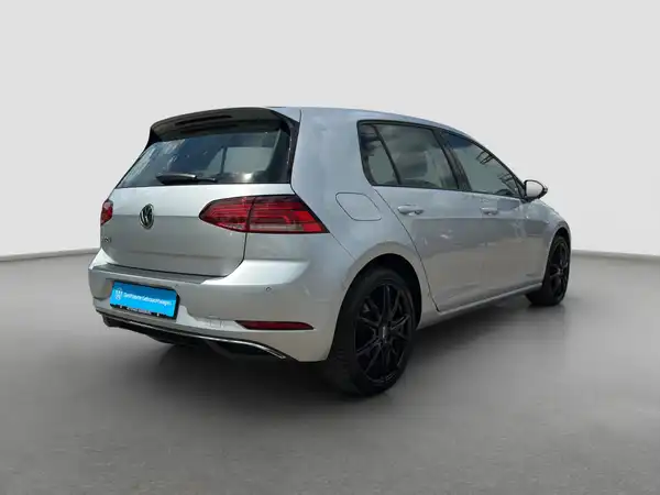 VW E-GOLF (5/17)