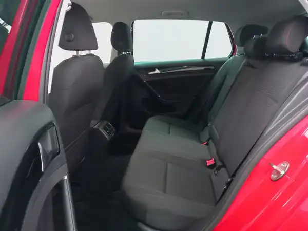 VW GOLF (11/21)