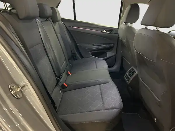 VW GOLF (14/15)