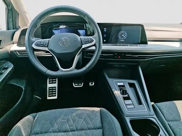 VW GOLF VARIANT (10/17)