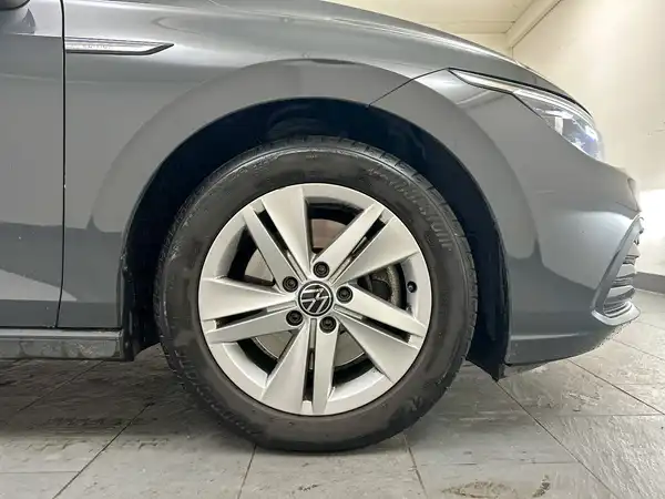 VW GOLF (15/18)