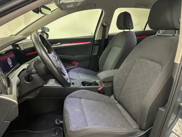 VW GOLF (8/18)