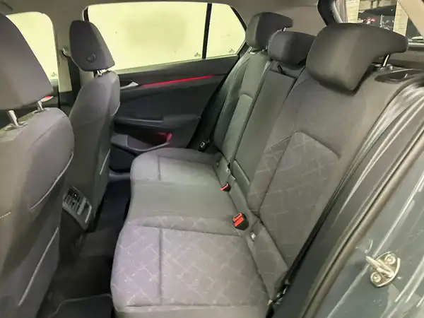 VW GOLF (9/18)