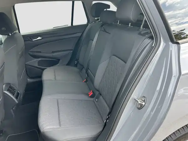 VW GOLF VARIANT (9/16)