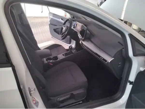 VW GOLF (4/6)