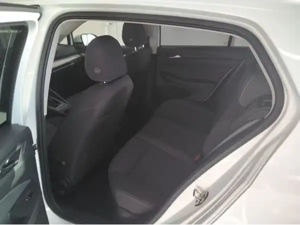 VW GOLF (5/6)