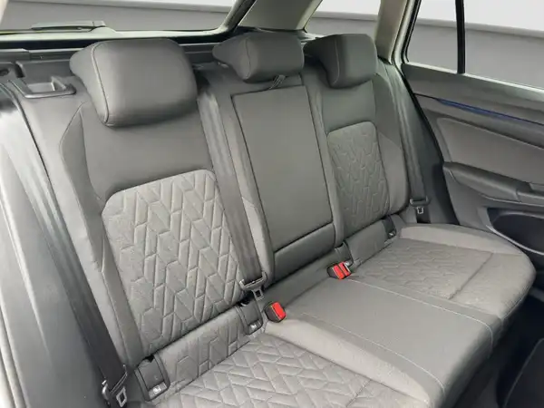 VW GOLF VARIANT (15/16)