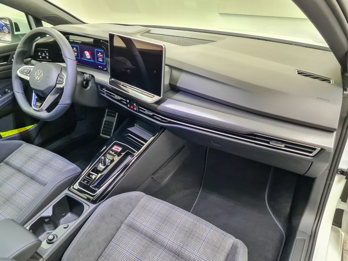 VW GOLF GTE (19/19)
