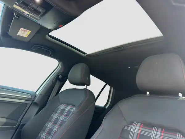 VW GOLF GTI (14/17)