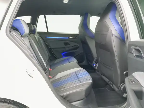 VW GOLF VARIANT (16/21)