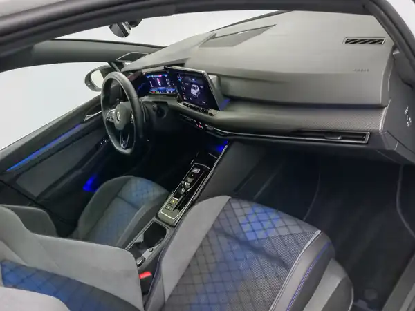 VW GOLF VARIANT (17/21)