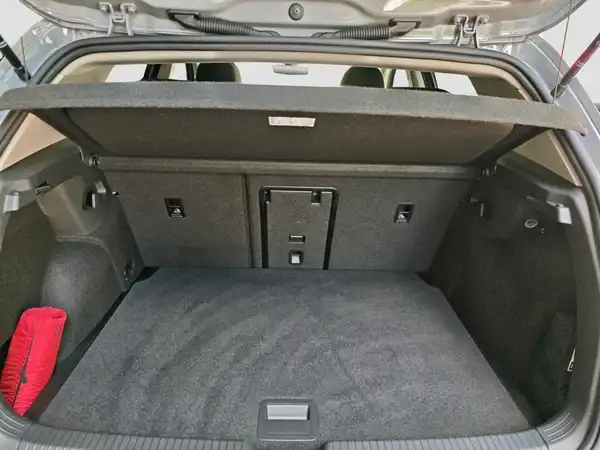 VW GOLF (12/16)