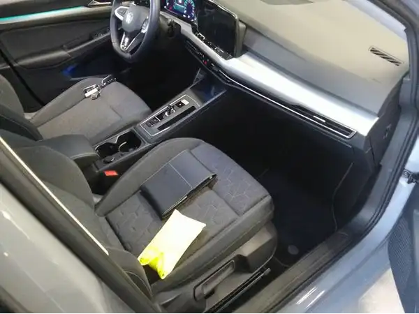 VW GOLF (8/9)