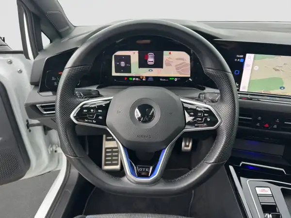 VW GOLF GTE (11/17)
