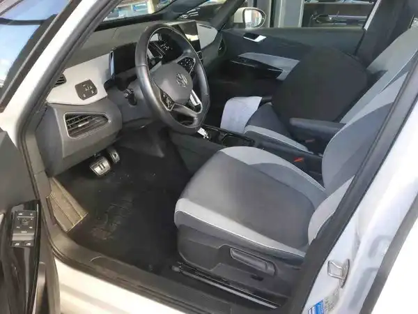 VW ID.3 (4/5)
