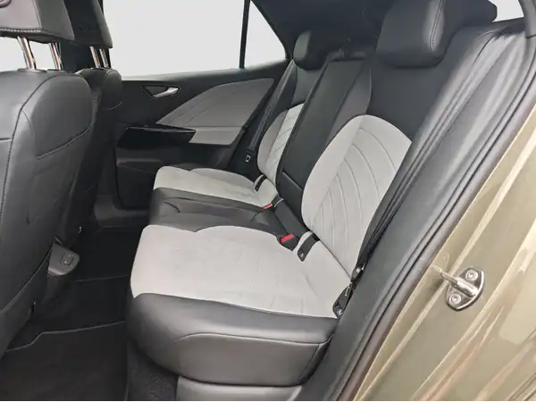 VW ID.3 (9/16)