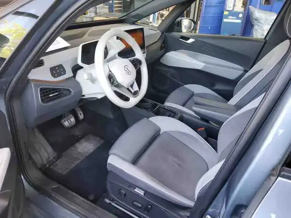 VW ID.3 (5/6)