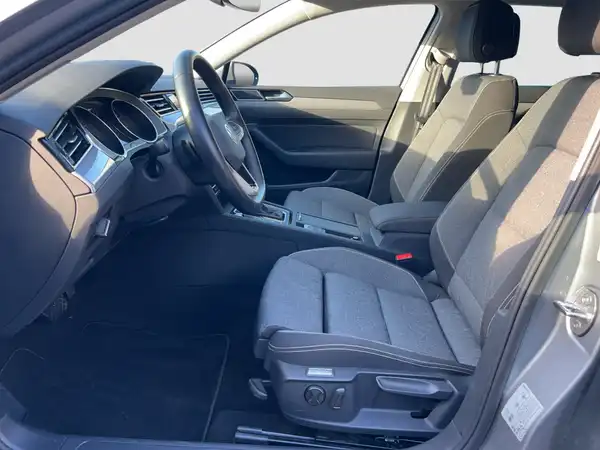 VW PASSAT VARIANT (8/16)