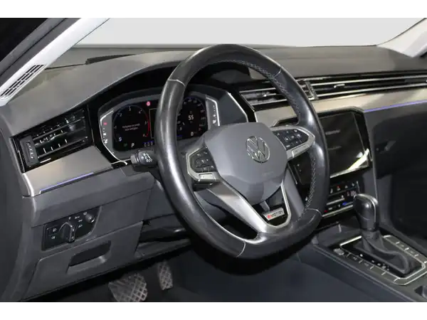 VW PASSAT VARIANT (11/13)