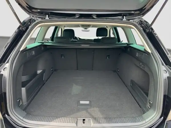 VW PASSAT VARIANT (13/16)
