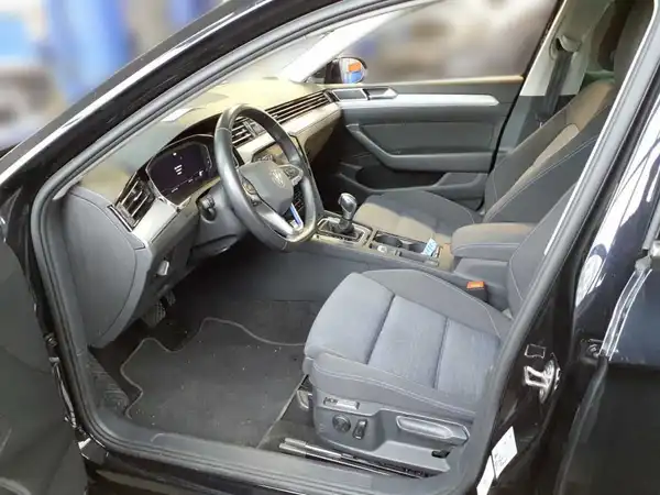 VW PASSAT VARIANT (6/7)