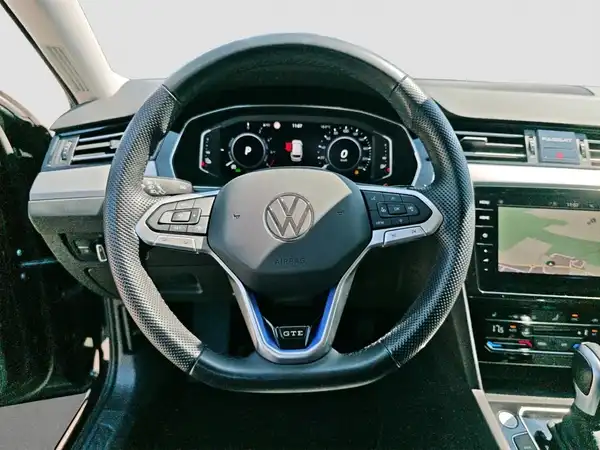VW PASSAT VARIANT (11/16)