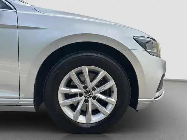 VW PASSAT VARIANT (16/16)