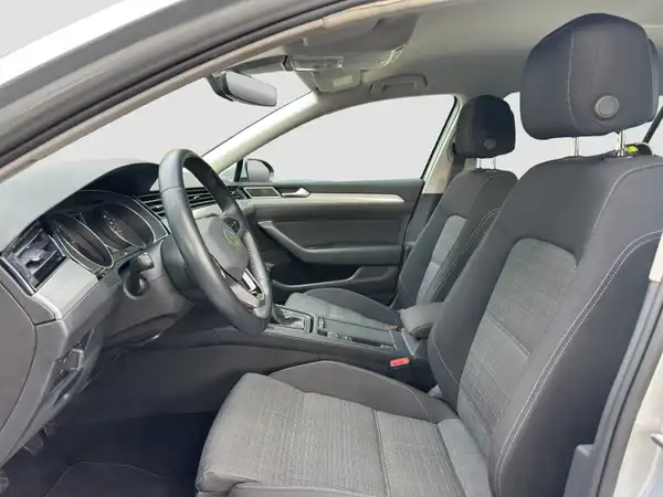 VW PASSAT VARIANT (8/16)