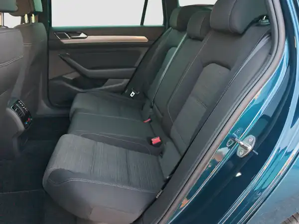 VW PASSAT VARIANT (9/16)