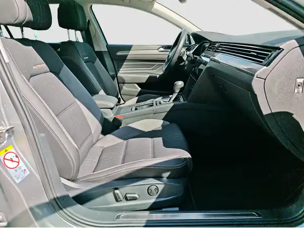 VW PASSAT VARIANT (13/16)