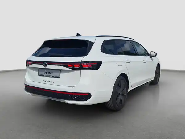 VW PASSAT (5/17)