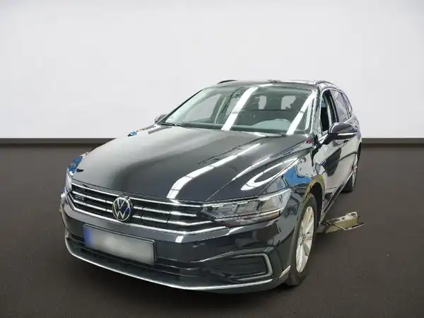 VW PASSAT VARIANT (1/4)